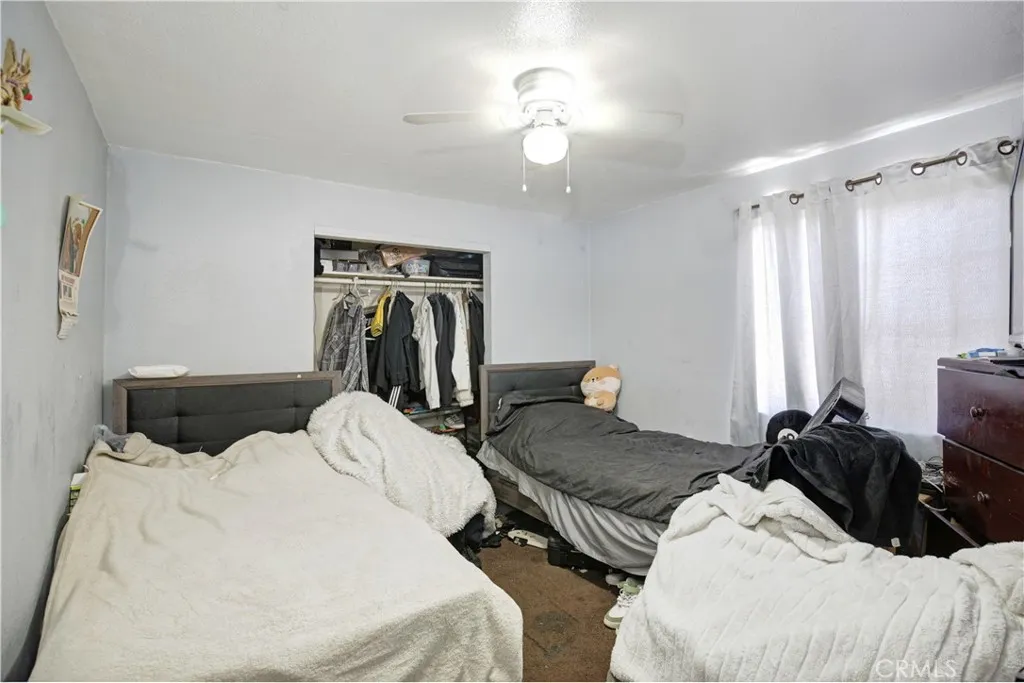 1272 S Indiana Street, East Los Angeles, California 90023 home-pic-4